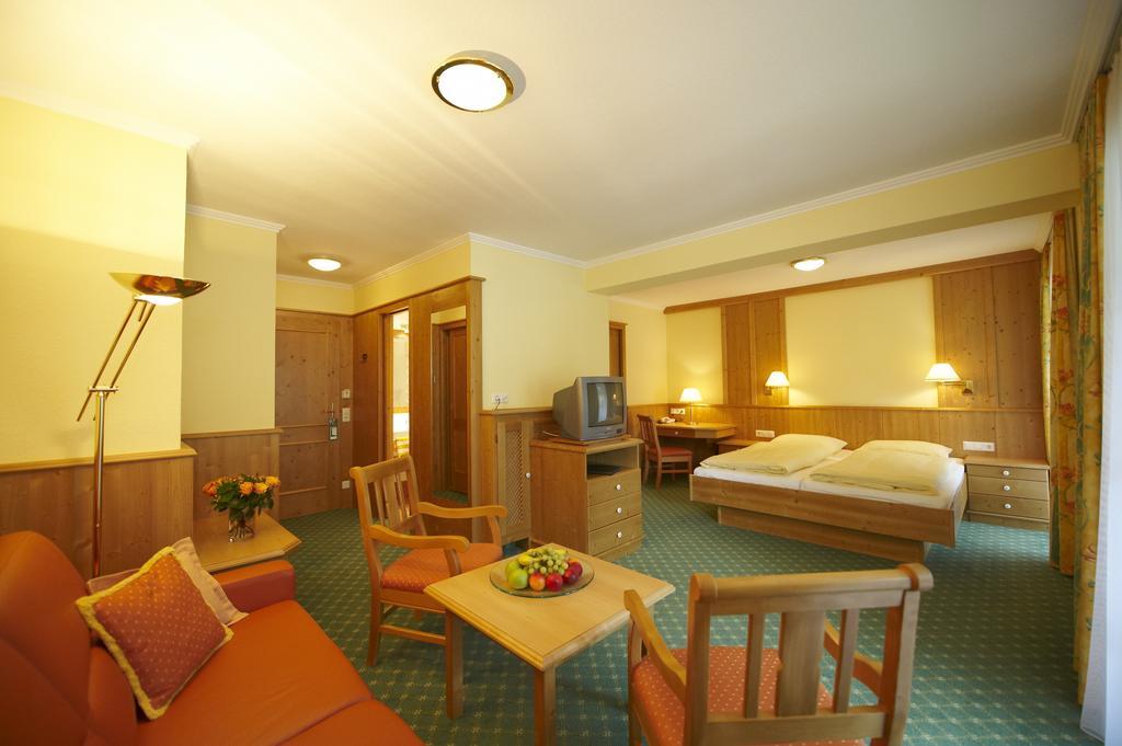 Hotel Martin Ramsau am Dachstein Habitación foto
